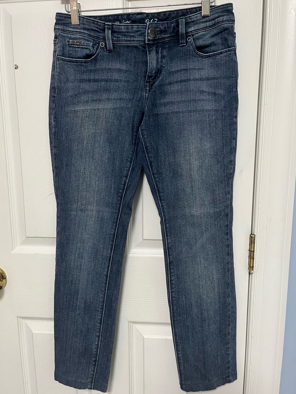 The Limited Dark Blue Women's Stretch Straight Jeans Size 8 Short or Petite